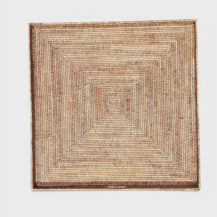 Natural Square Tray/Medium/25"