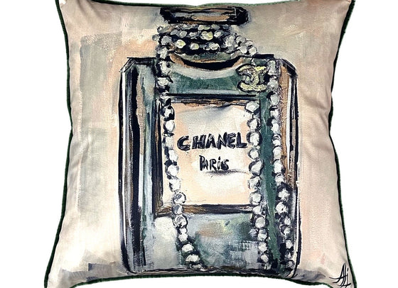 Mama's Pearls/Juniper