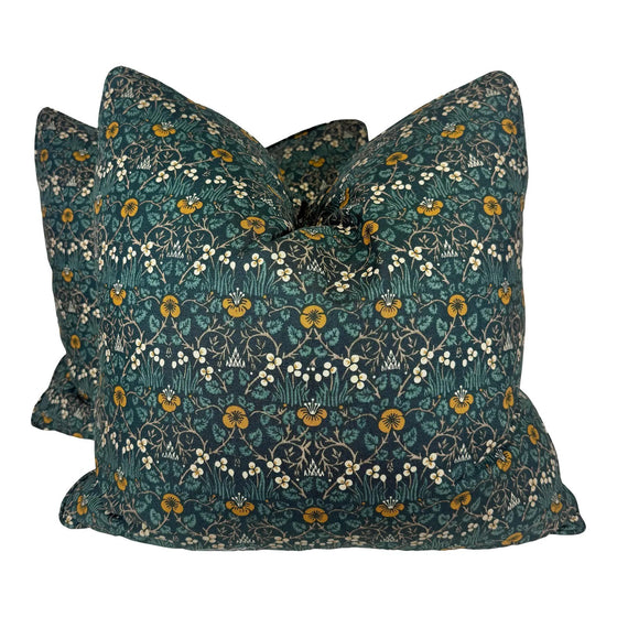 Eyebright Teal, Morris & Co. , 22"
