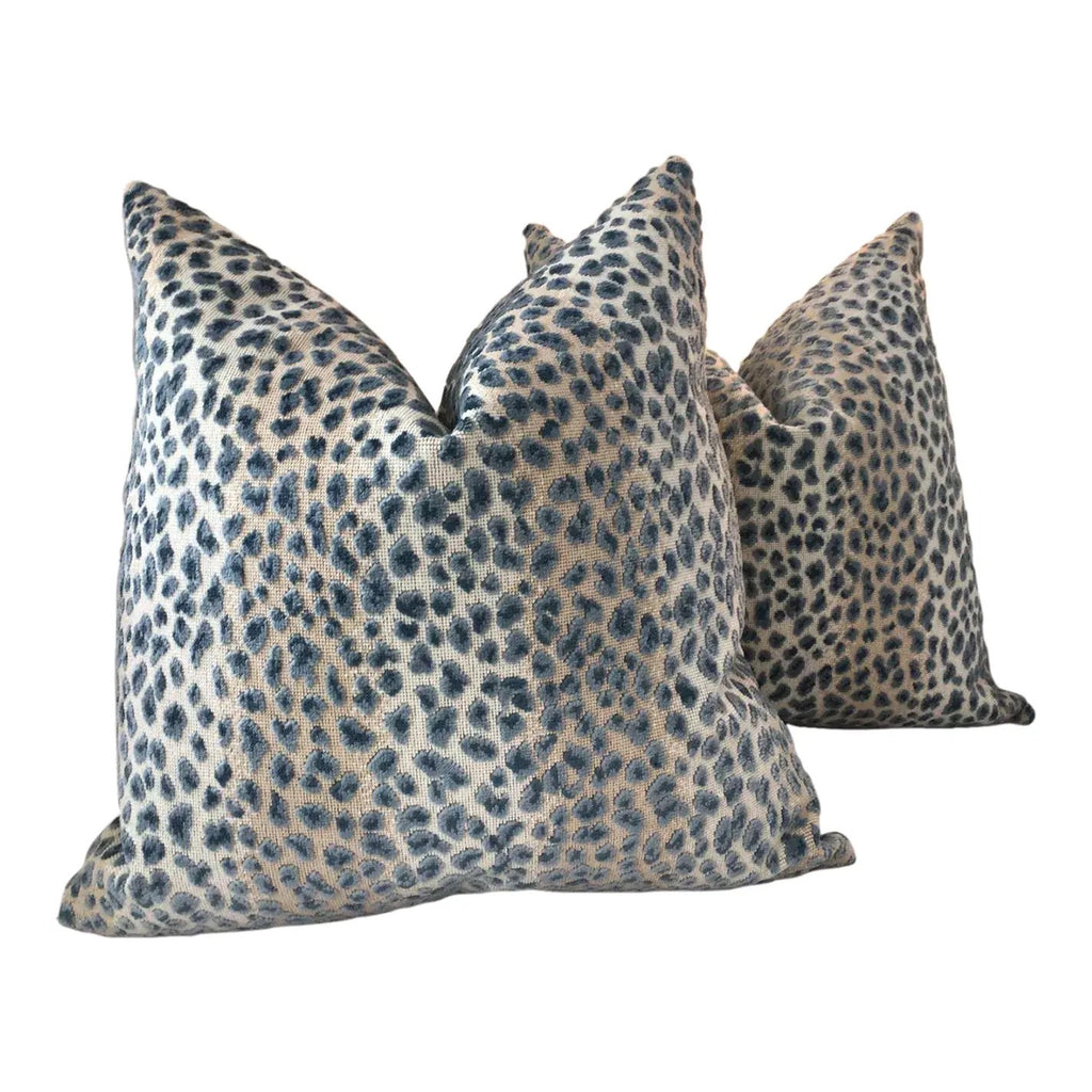 Ocelot Azure Blue, Cowtan & Tout, 22"