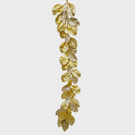 Magnolia Garland
