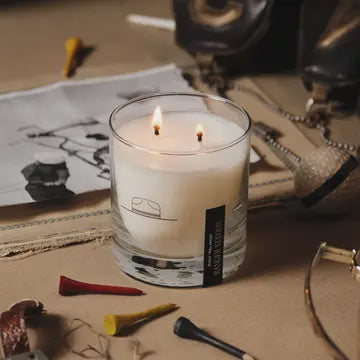 Rich 90's Mom Candle