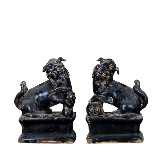 Peking Blk Lion Pair