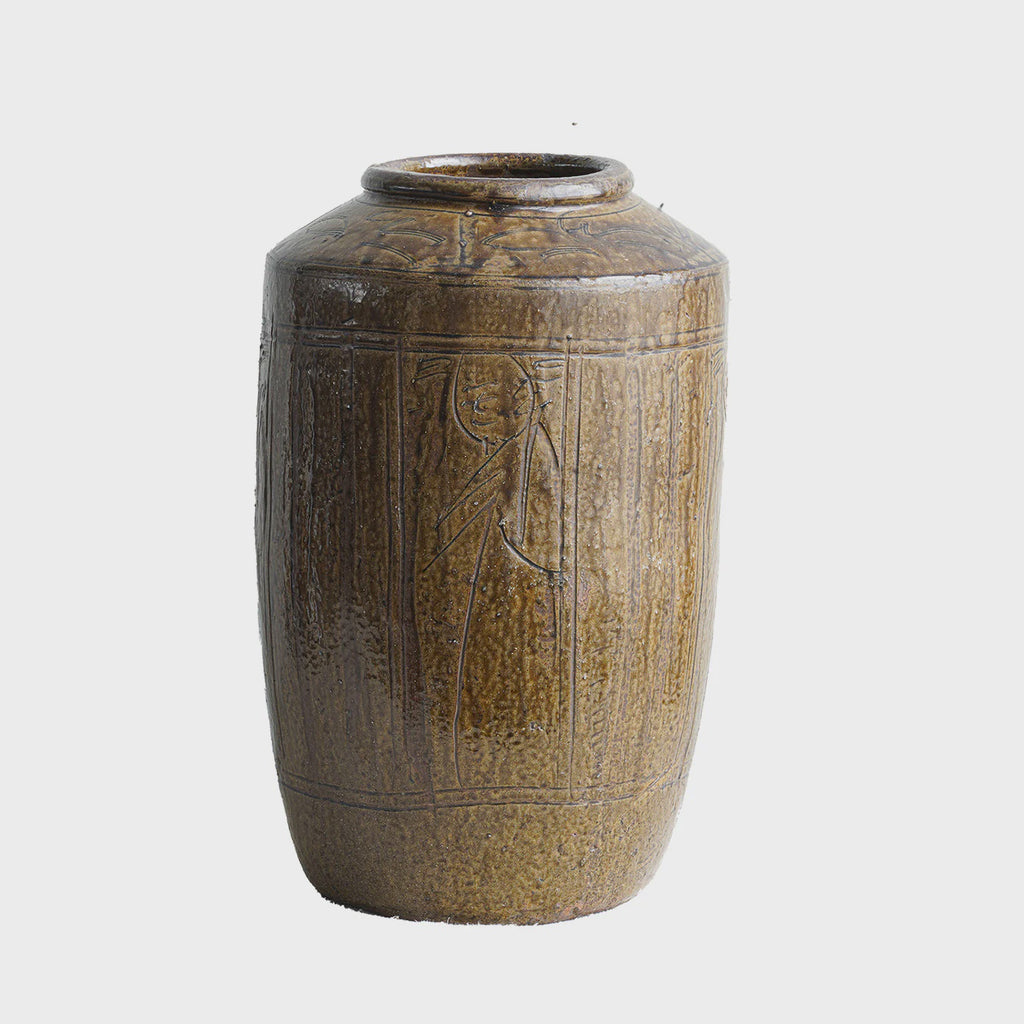 Makou jar